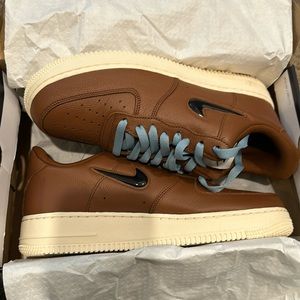 Air Force Ones Vintage Pecan